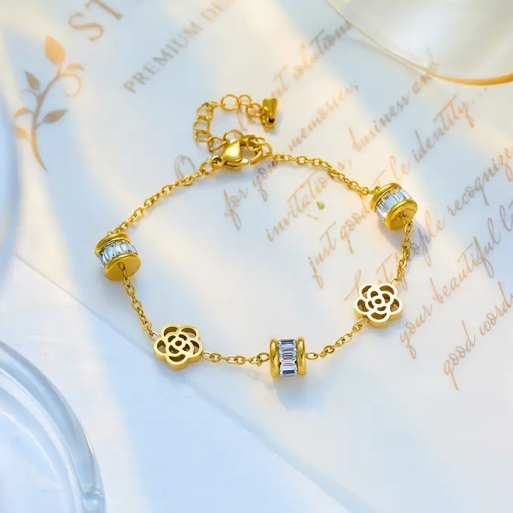 GOLD FLOWER BRACELET 18K TITANIUM STEEL JEWELERY GOLDEN GELANG TANGAN ANTI KARAT