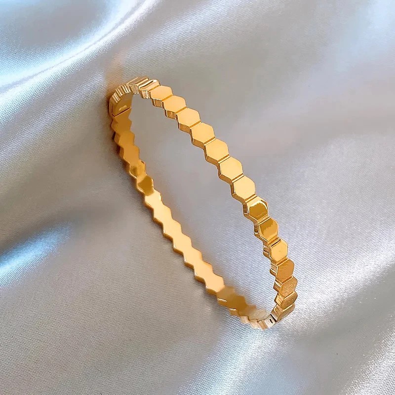 HONEYCOMB ZIRCONIA GOLD BANGLE TITANIUM STEEL GELANG TANGAN ANTI KARAT EMAS JEWELERY