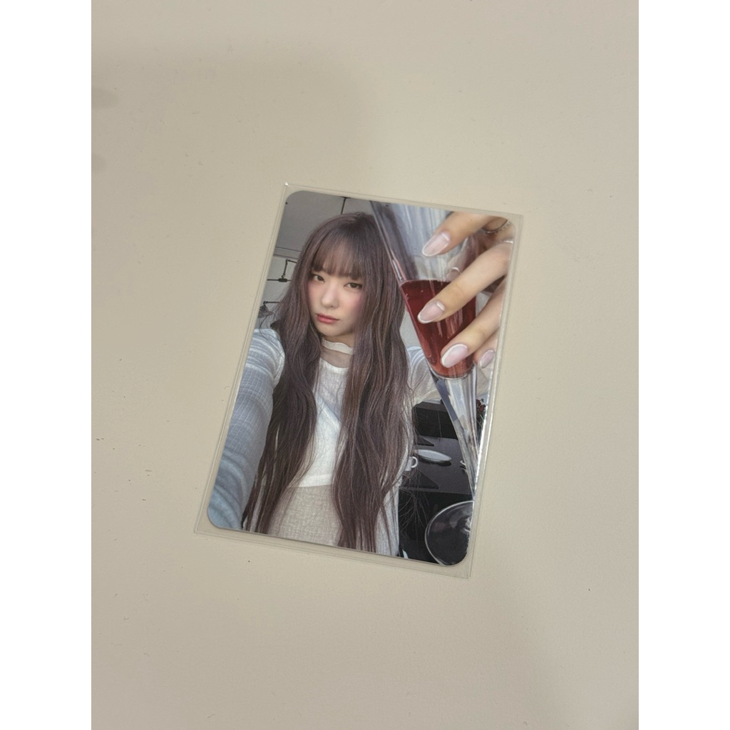 การ์ดรูปถ่าย Seulgi กํามะหยี่สีแดง