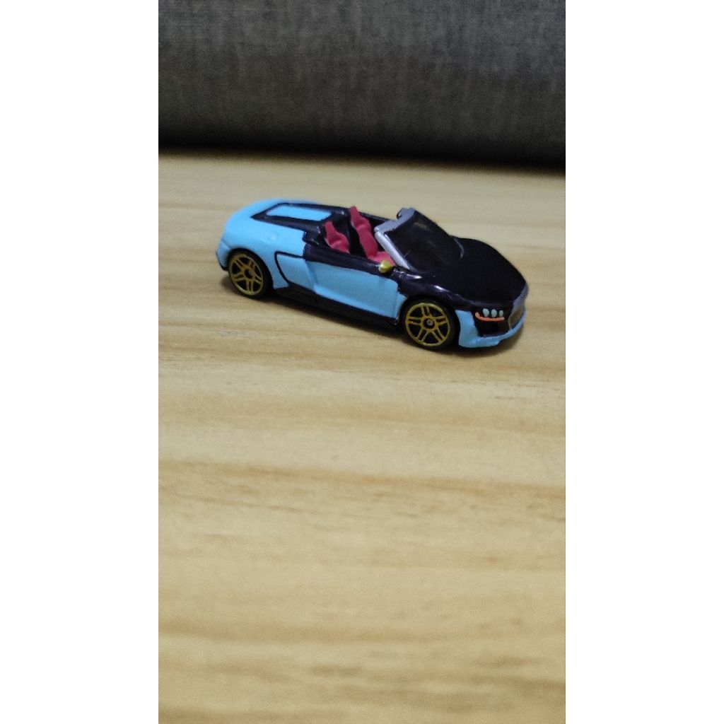 Hotwheels Audi R8 Spyder