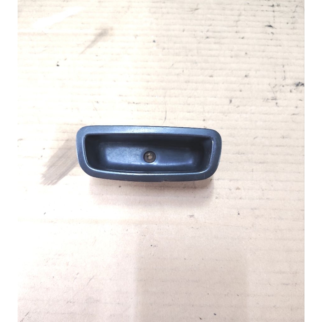 Toyota corolla ae90 ae92 กล่องจับประตู corolla ae90 ae92 กล่องจับประตู corolla ae90 ae92 ประตู
