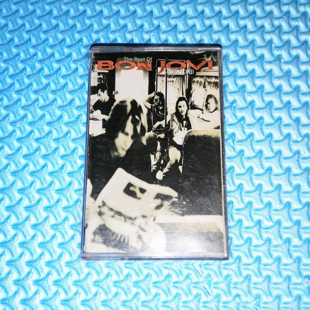 Bon Jovi - Cross Road: The Best Of Bon Jovi [1994] เทปคาสเซ็ท