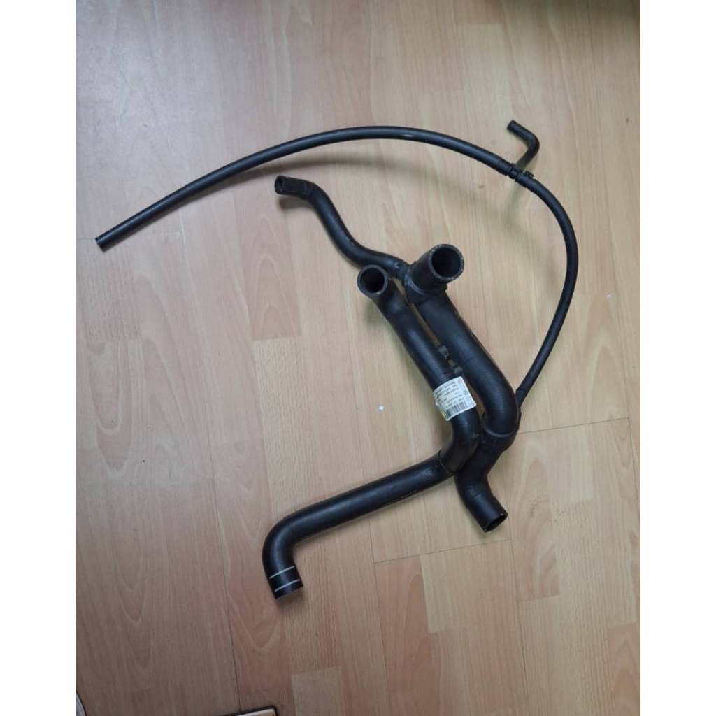 7M0 121 049S ท่อหม้อน้ํา-Top Vw sharan 2.8 (97--00) vw