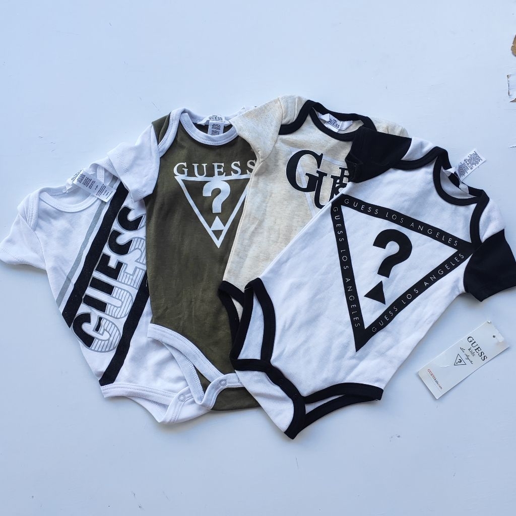 Guess ชุดรอมเปอร์เด็กทารก(3-9m)