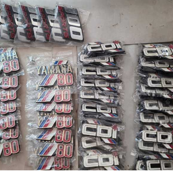 โลโก้สัญลักษณ์ Yamaha Y80, Y80 Emblem CDI โลโก้ 2 ชิ้น, โลโก้สัญลักษณ์ Yamaha Y100 YAMAHA100 Y100