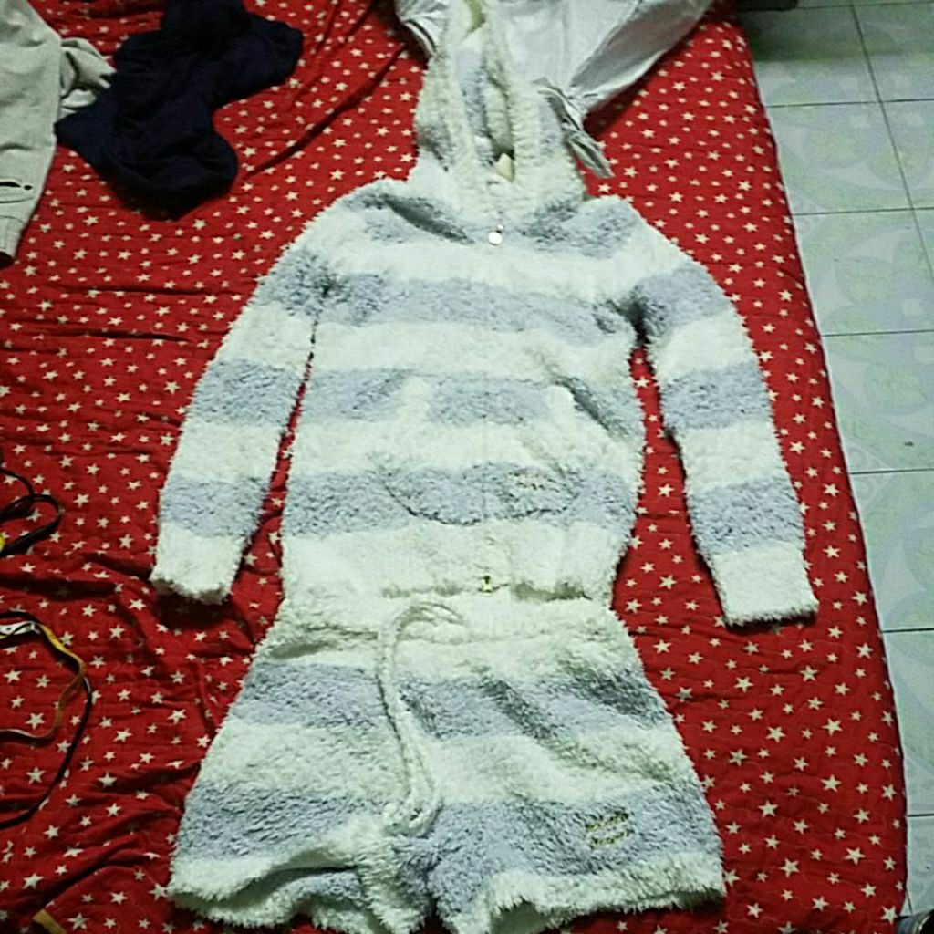 GELATO PIQUE SWEATSHIRT และ PANT 1 PAIR