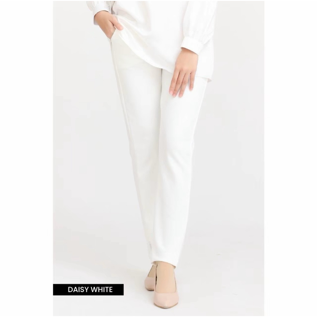 KOLEKSI SABELLA FIFARASOL ELGINI [ใช้แล้ว/ใหม่] SCUBA PANTS ZELYNEE