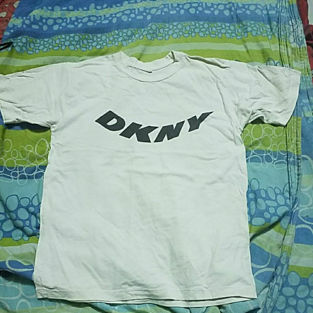 เสื้อ DKNY SIZE 20X26 INCH