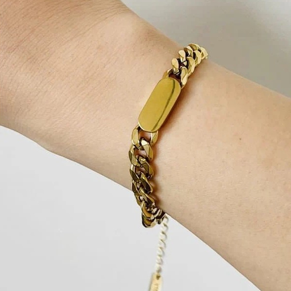 SOPHISTICATED BRACELET TITANIUM STEEL JEWELERY GOLD GOLD GOLD GOLDEN GELANG TANGAN ANTI KARAT
