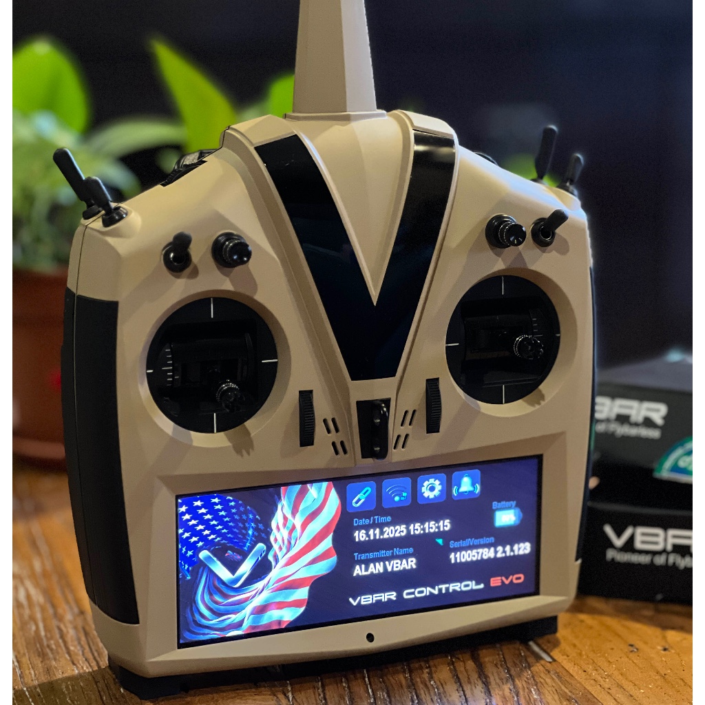 VBar EVO V8 pro สีทรายรุ่นพิเศษพร้อมรีโมทคอนโทรลวิทยุ EVO vlink RC จากเยอรมนี