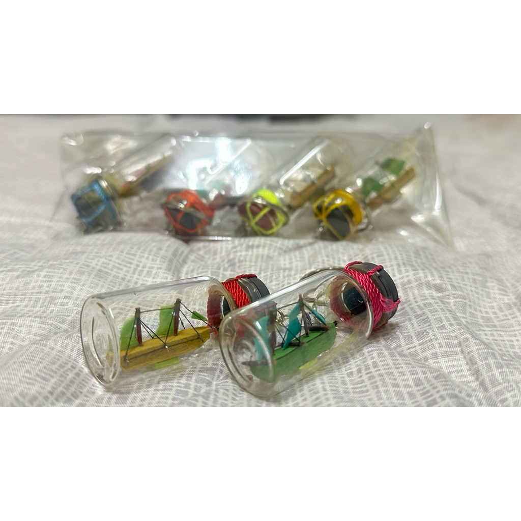 SHIP KEYCHAIN IN A BOTTLE