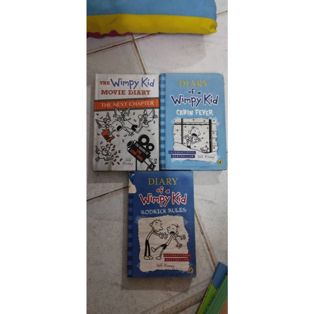 THE WIMPY KID MOVIE DIARY / DIARY OF A WIMPY KID - RODRICK RULES & CABIN FEVER 3 เล่ม 1 ราคา