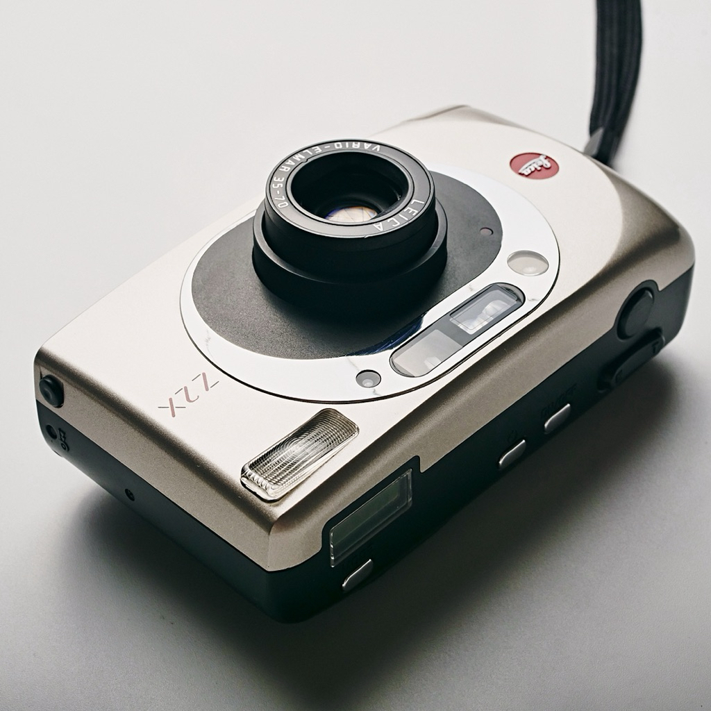 Lomocrewz Leica Z2X Premium Point and Shoot film Camera kodak Fujifilm