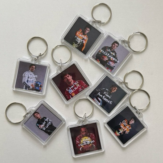 F1 DRIVERS RACING THEMED PHOTO KEYCHAIN
