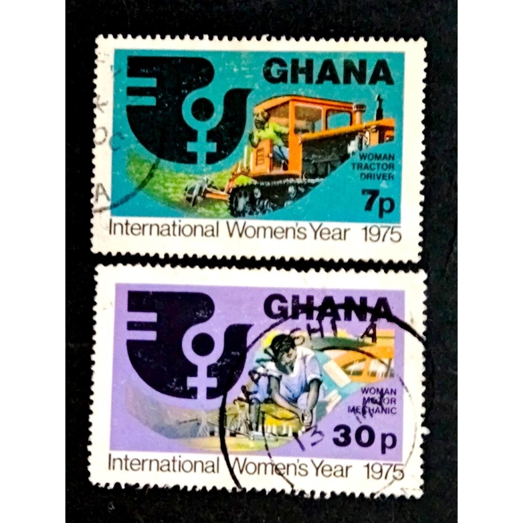 กานา 1975 International Womens Year 7p & 30p - 2pcs Used Stamps / Setem