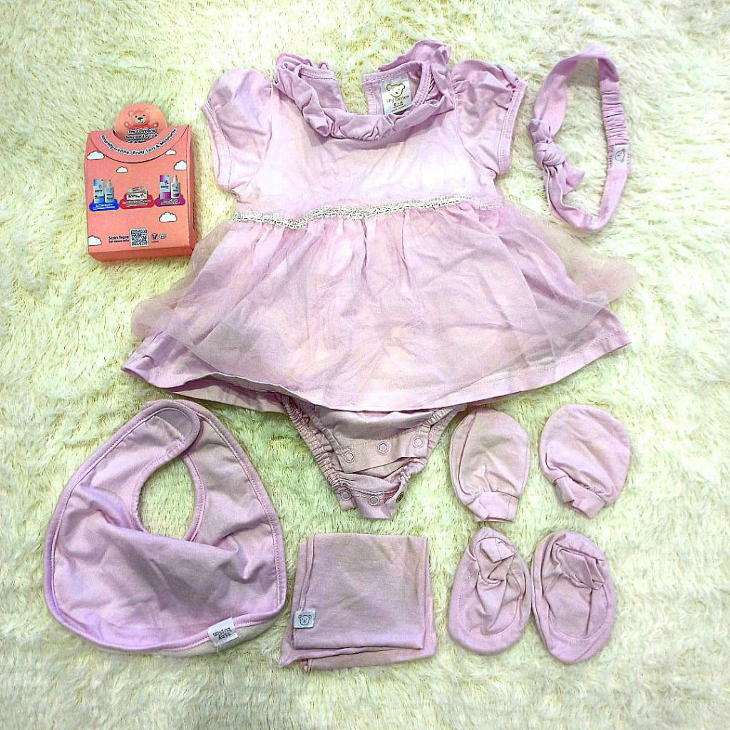 TinyButton ชุดเสื้อผ้าเด็กผู้หญิงทารกแรกเกิด 6 in 1 ตัวอย่าง Ezerra ฟรี (Cleaner & Moisturizer) Baby