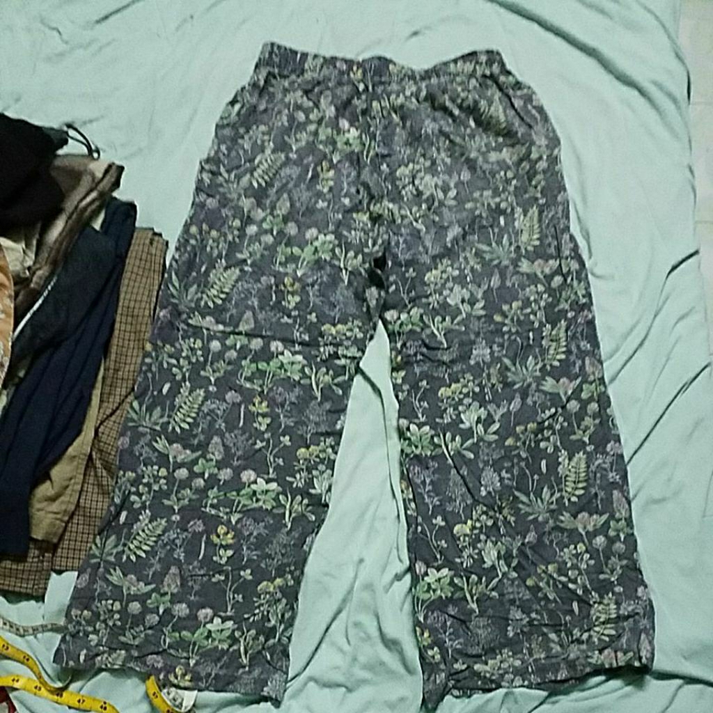 GU PANT BAGGY SIZE M 28 40X35 INCH KAKI 11 นิ้ว