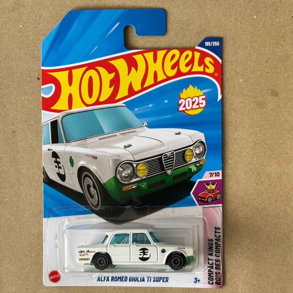 Hot Wheels Alfa Romeo Giulia TI Super - สีขาว No 63 ( 195/250 - 2025 Mix Q - COMPACT KINGS 7/10 ) - 