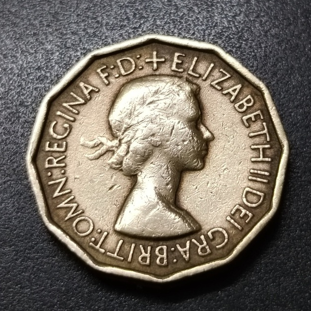 UK Queen Elizabeth II 3 Pence 1953