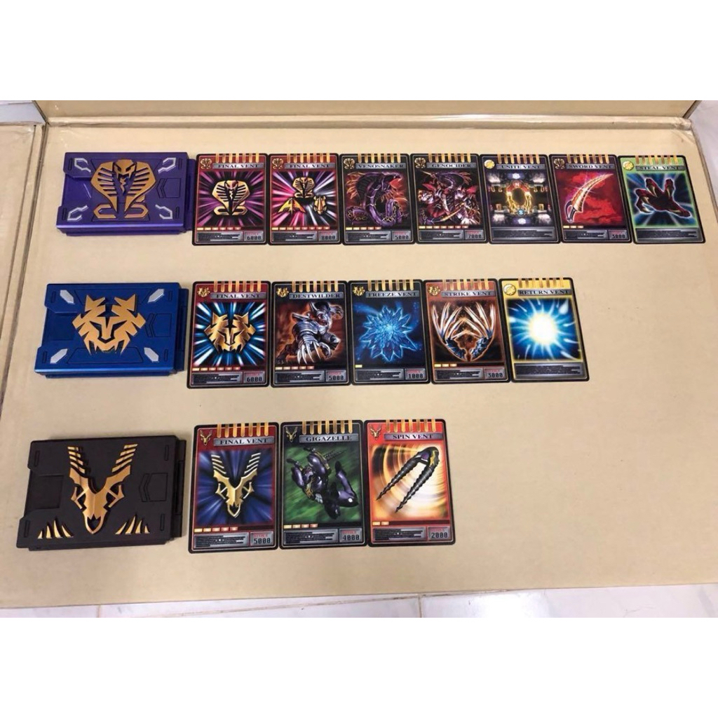 CSM Bandai Kamen Rider Ryuki Deck เวอร์ชันการ์ดเต็ม