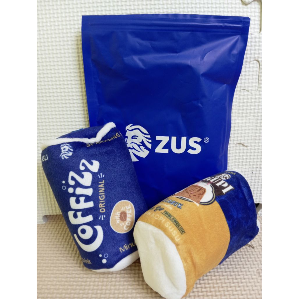 Zus Coffee กระเป๋าพับได้ Plushie พวงกุญแจ