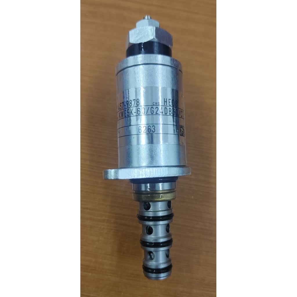 45878 KWE5K-60/G24DB30/CT (1PC) EXCAVATOR โซลินอยด์วาล์ว <2PIN>สําหรับ CATERPILLAR E336D