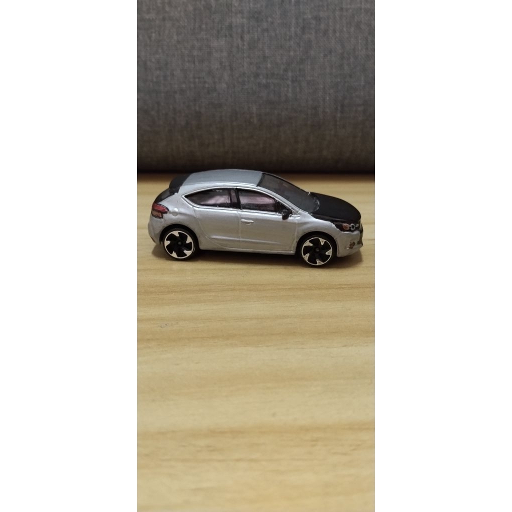 Majorette Citroen DS4 sport hatchback