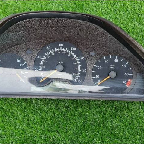 Mercedes Benz W210 E280 M104 เมตร