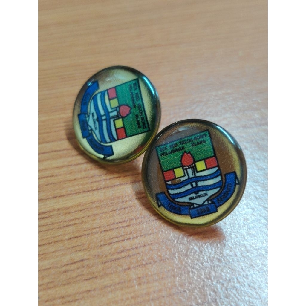 Custom Made School Badge Collar Pin Sekolah Telok GONG klang