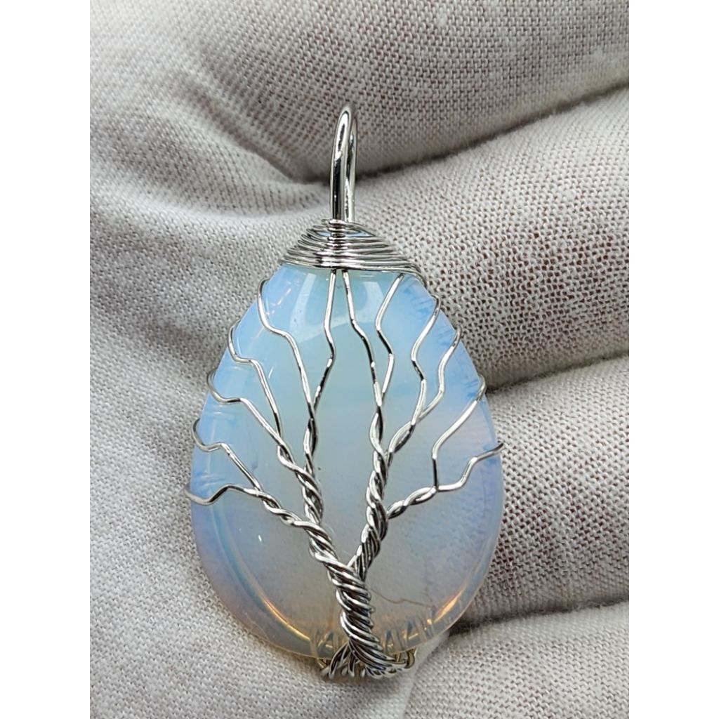 A2 Opalite Tree of Life Pendant สันติภาพภายใน • Intuition • การเปลี่ยนแปลง