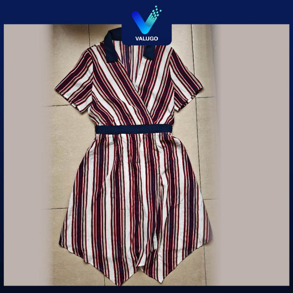 ชุดเดรสทรงเอ Zalora Stripes