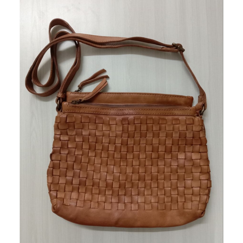 DeLoLa Clor@d0 Preloved Second Hand Selected Bundle Leather Sling Crossbody Bag