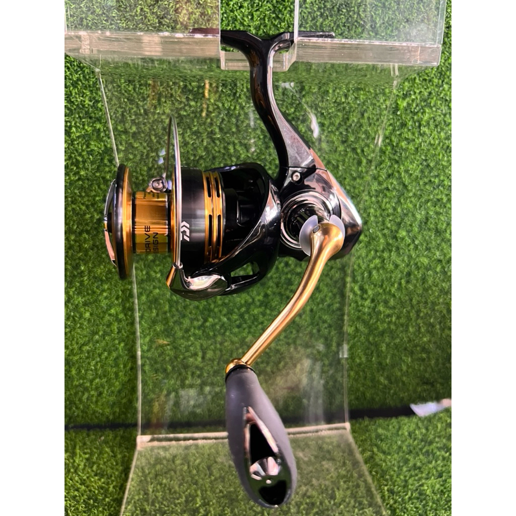 รอกตกปลา Daiwa Legalis LT 2025