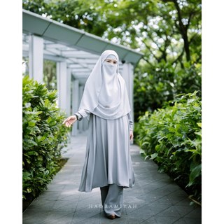 Hadramiyah Huda Suit Umrah Travel Muslimah