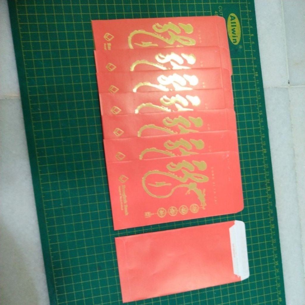Bangkok bank Ang pow ซองสีแดง 8 ชิ้น ข้อบกพร่องกาวเล็กน้อย