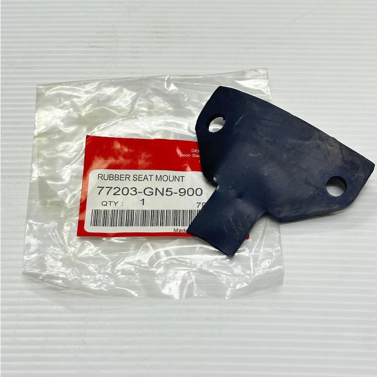 EX5 DREAM /HIGH POWER /C70 RUBBER SEAT MOUNTING (77203-GN5-900)