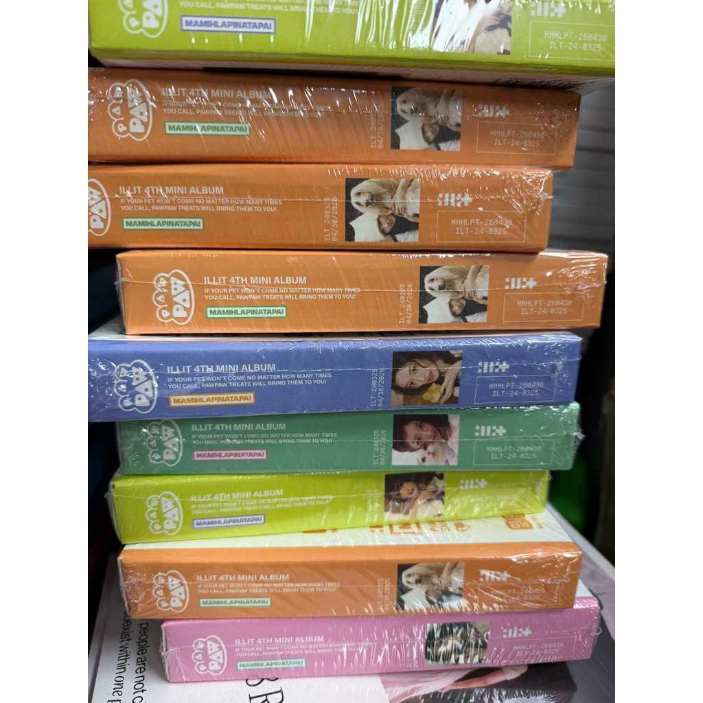 ILLIT MAMIHLAPINATAPAI SEALED ALBUM PAW VER.