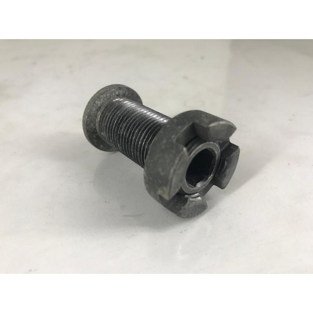 KAWASAKI 2X9R Z1000 Z750 Z800 ZX6R ZX6RR BOLT,ENGINE MOUNT,18M P/N 92253-1098 (ใช้แล้ว)