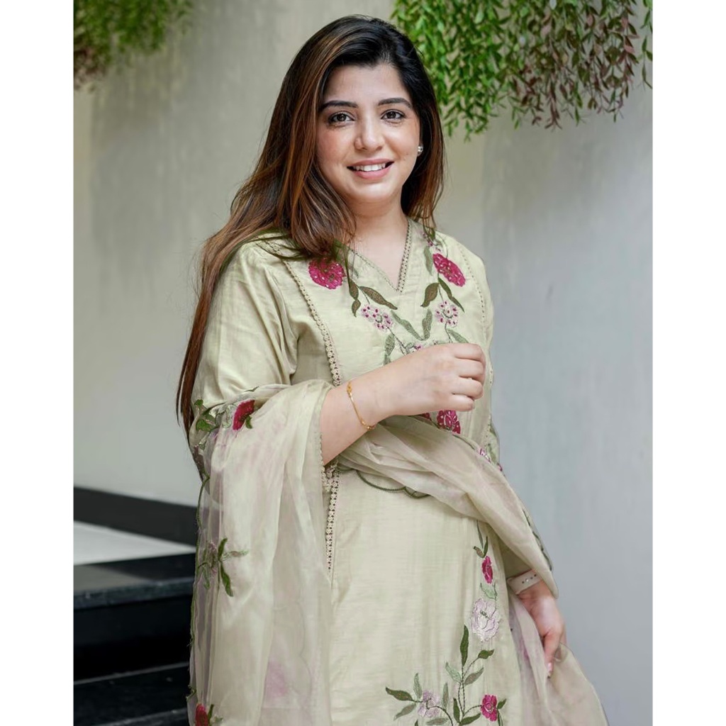S - 4XL CORAL BELLS งานเย็บปักถักร้อยที่สวยงามใน Chanderi ผ้าไหมผ้า Kurtis กางเกง & ชุด Duptta สําหรับผู้หญิง