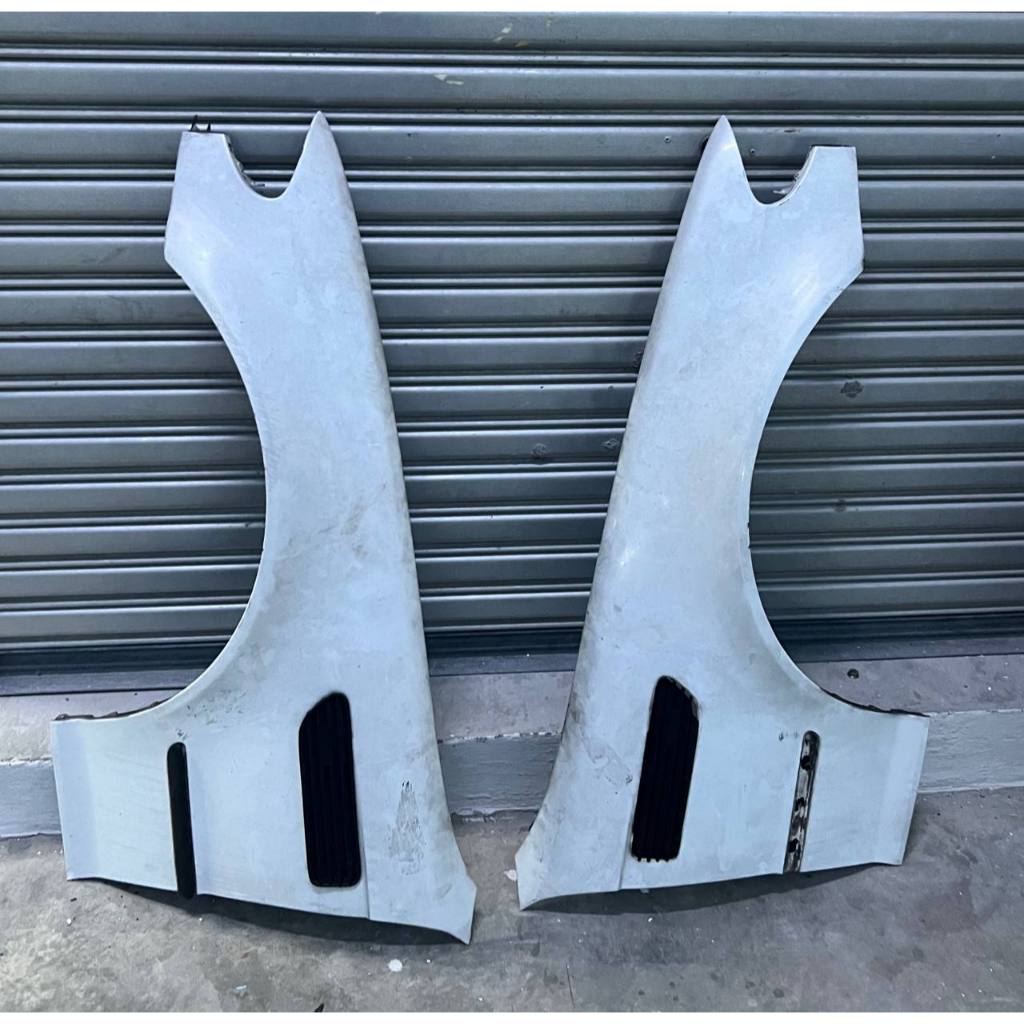 ชุดบังโคลน BMW E46 พร้อม M3 Fin