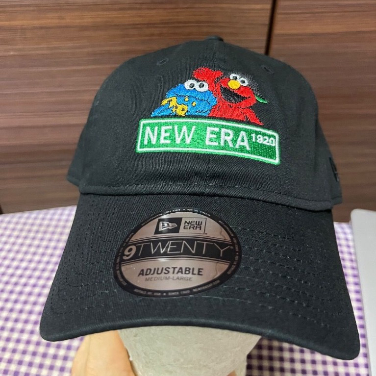 NE 920 Sesame Street Black (M/L-57-51cm)หมวกเบสบอลสายรัดปรับได้