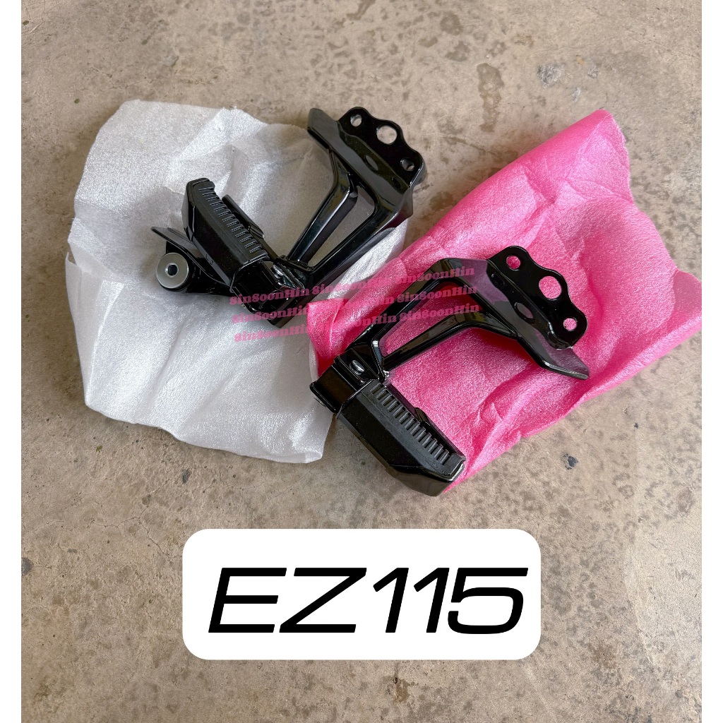 EZ115 SET L+R ขายึดพักเท้าหลัง - สีดํา SMX tapak pemijak belakang moto yamaha ez 115 sepasang