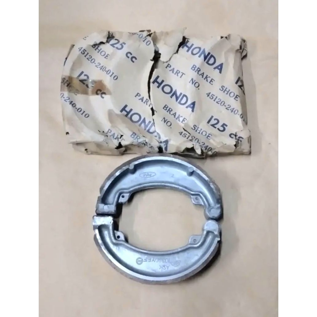รองเท้าเบรกฮอนด้า 45120-240-010 ญี่ปุ่น CB200A ด้านหน้า/ด้านหลัง CB175K3 ด้านหลัง CB/CB175K5 CB175K6