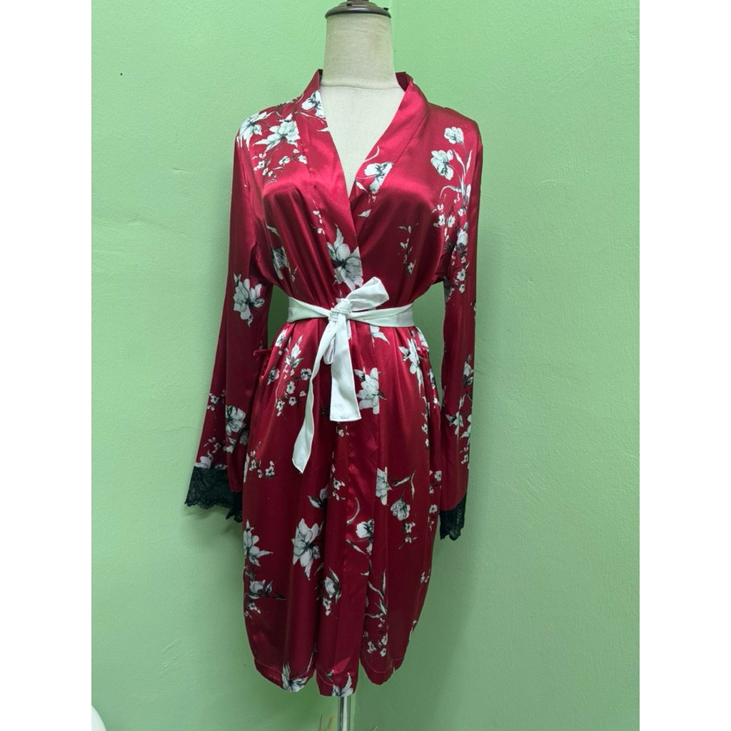 เสื้อคลุมกลางคืน NR61 APT.9