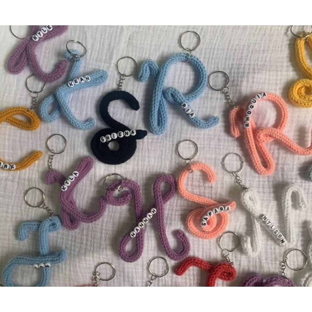 พวงกุญแจ ALPHABET ฟรี CUSTOM NAME BEADS