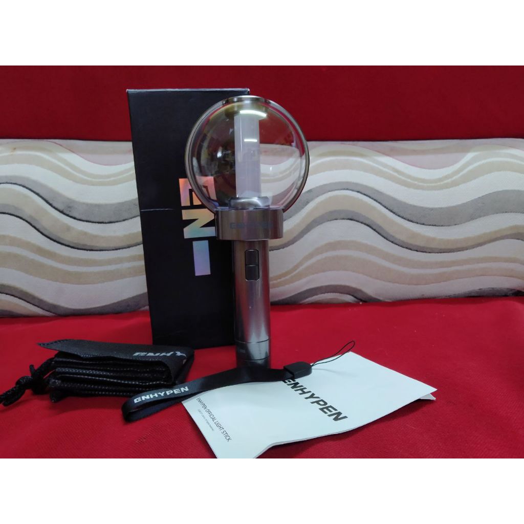 แท่งไฟอย่างเป็นทางการ ENHYPEN เวอร์ชัน 1