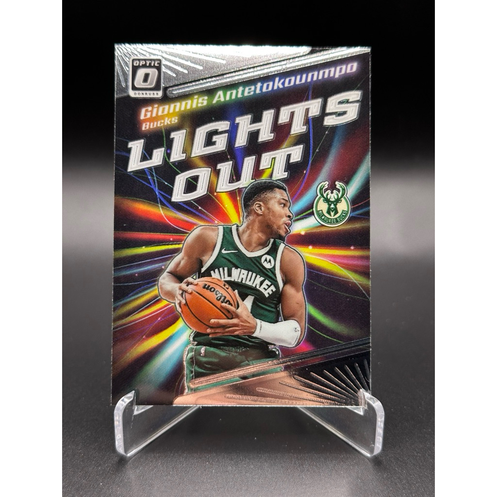 Panini Nba Card 23-24 Donruss Optic Giannis Antetokounmpo Light Outs