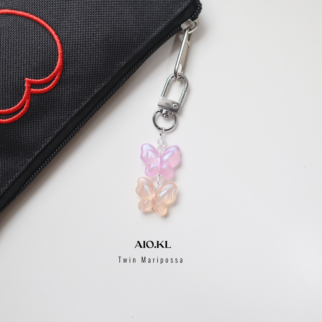 TWIN MARIPOSSA KEYCHAIN CHARM BY AIOKL WITH BUTTERFLY BEADS