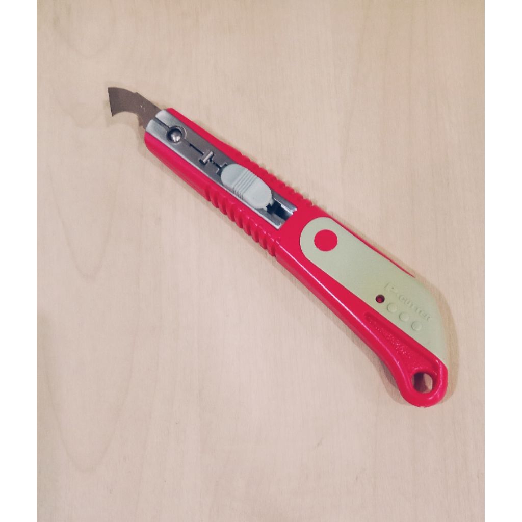 เครื่องตัดพลาสติก KDS/ เครื่องตัดตะขออะคริลิค - KDS-P-11