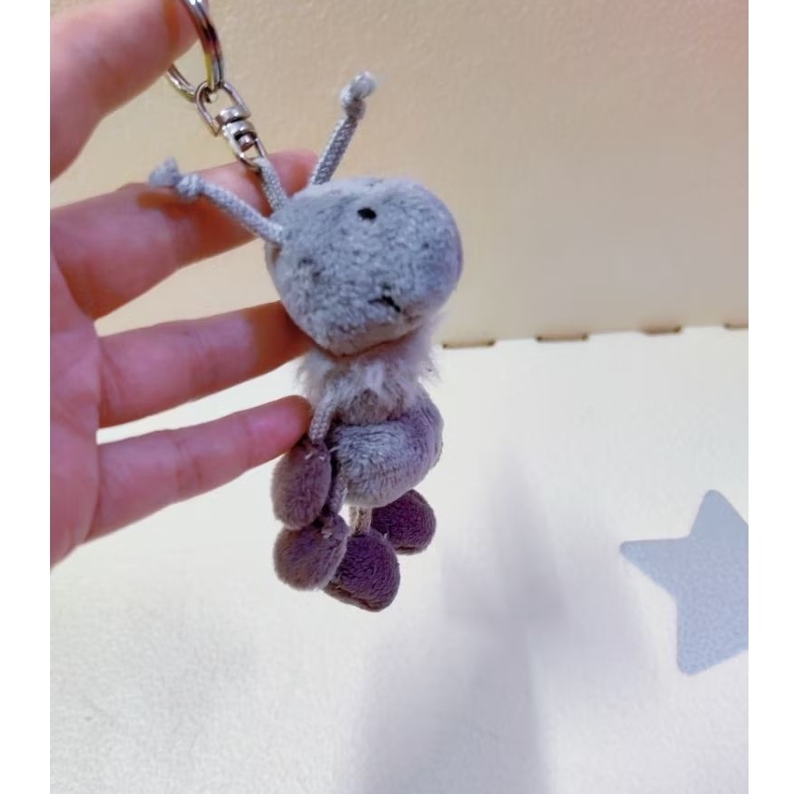 NICI Talisminis Ant พวงกุญแจแมลงสีเทา SKC76 มาสคอตก่อนรัก plushie